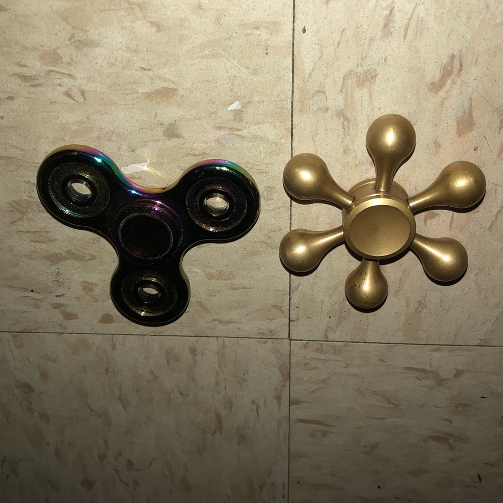 Fidget spinners